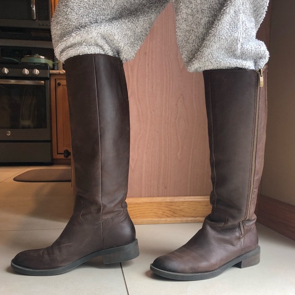 Enzo Angiolini Women’s knee high heeled boots - Picture 2 of 4